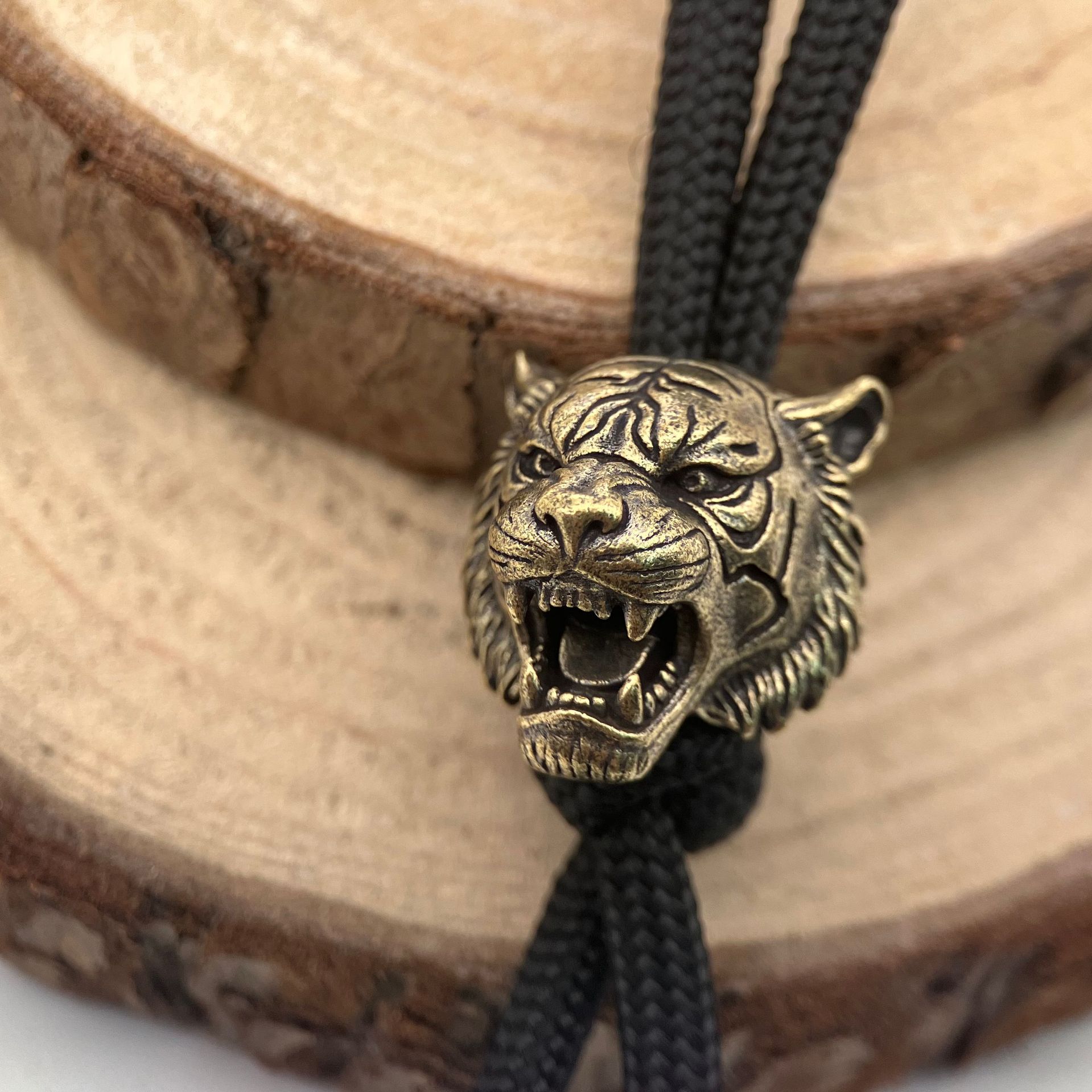 Tiger Head Brass Knife Beads E - огляд і ціна Paracord Survival Bracelet