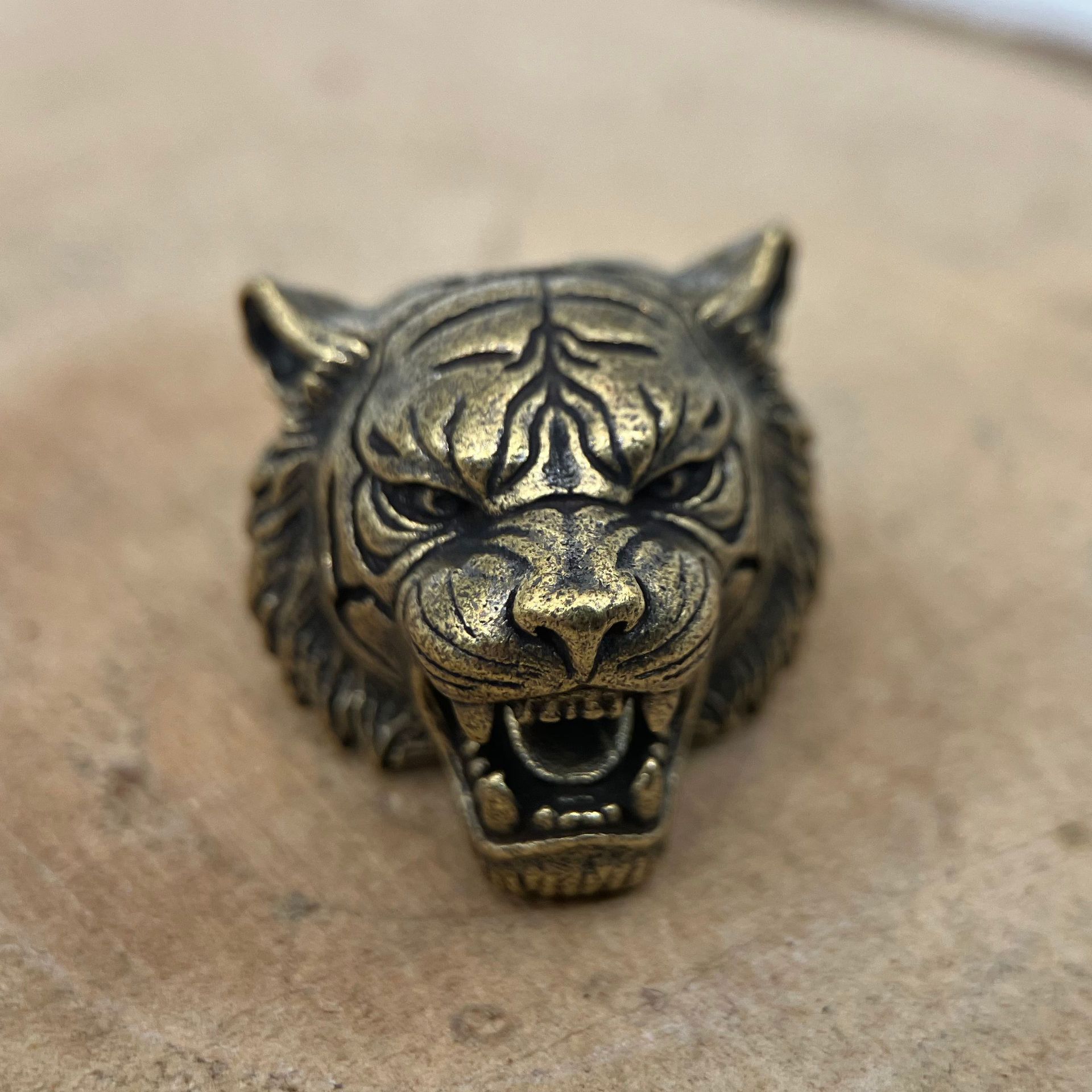 Tiger Head Brass Knife Beads E - огляд і ціна Paracord Survival Bracelet