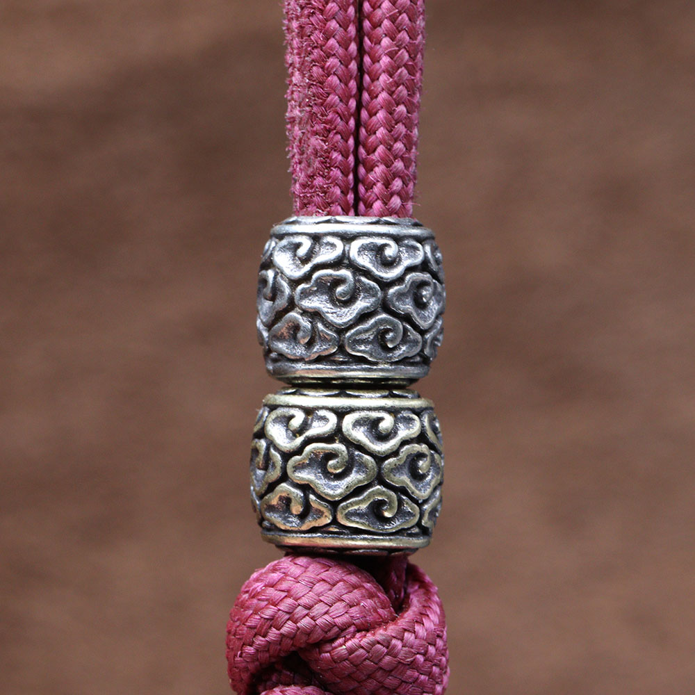 Auspicious Clouds Cylinder Bra - огляд і ціна Paracord Survival Bracelet